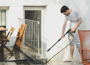 A Guide To Pressure Washer Services For Homeowners